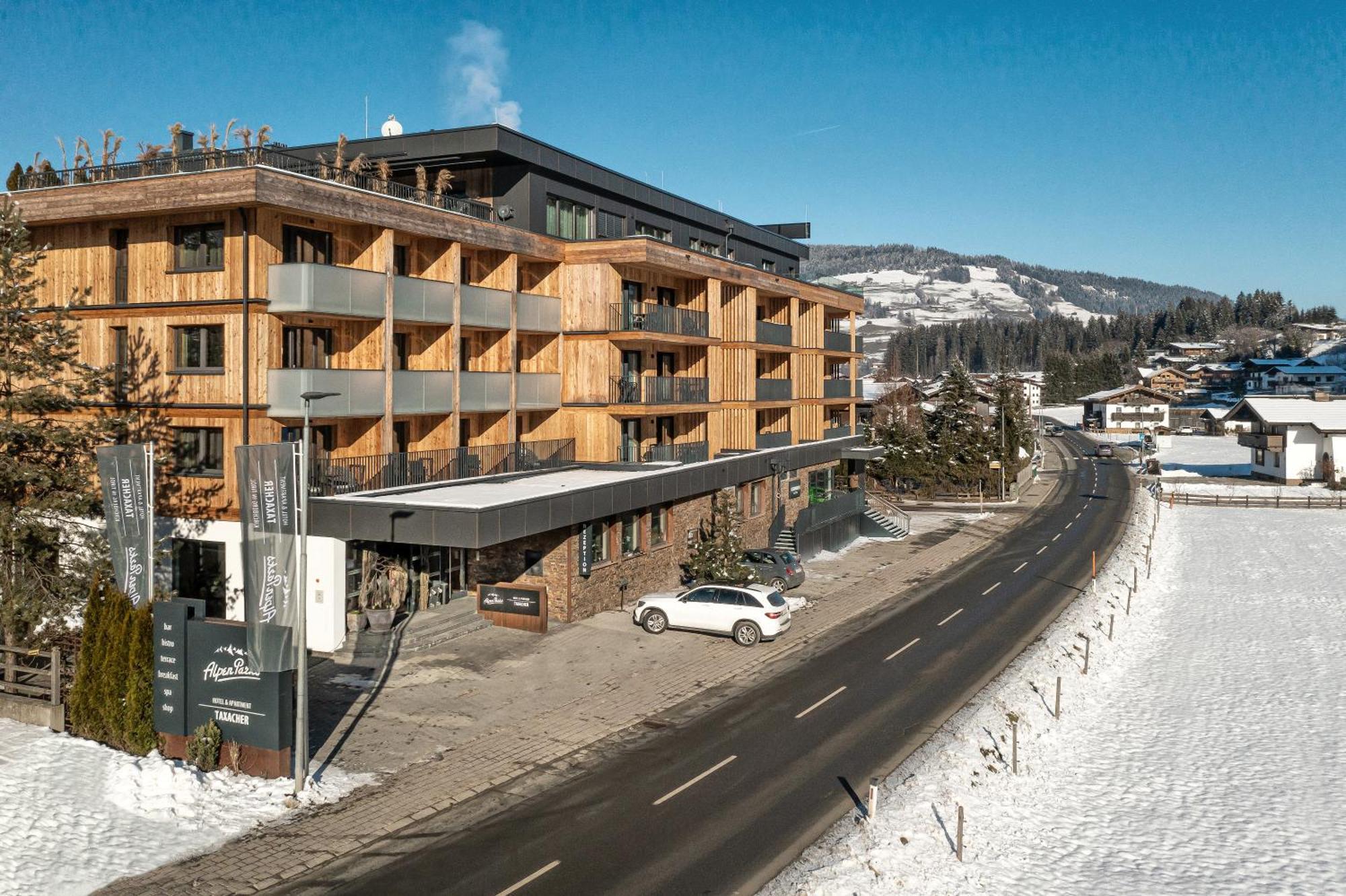 Hotel Restaurant Spa Rosengarten Kirchberg in Tirol Buitenkant foto